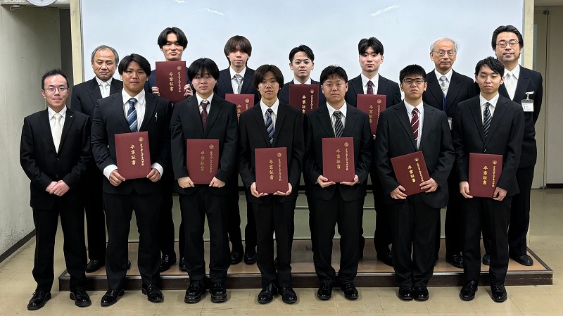 未来を支えるエンジニア達へ。卒業おめでとう!